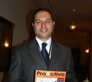 Yves Barsimantov, gerente general de Panoro Apurimac.