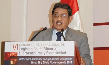 Gerente general de Compañía Minera Poderosa, Marcelo Santillana.