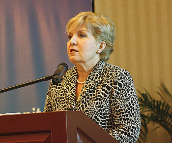 Lilian Rocca Carvajal, Superintendente del Mercado de Valores (SMV).