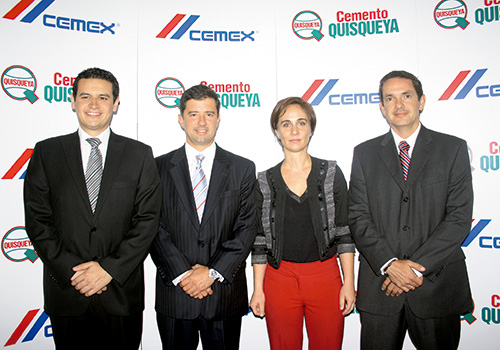 Elkin Araque Bermudez, Leopoldo Corona, Andrea Ortiz de Zevallos y Javier Serrano.