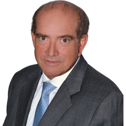 Jorge Benavides, Presidente de Zincore.
