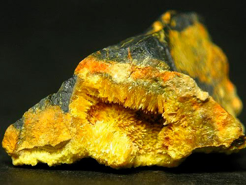 uranio-mineral