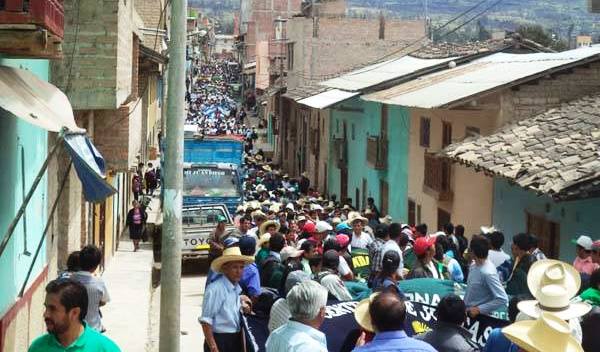 Opositores a proyecto Conga fueron detenidos en Bambamarca y enviados a Chiclayo