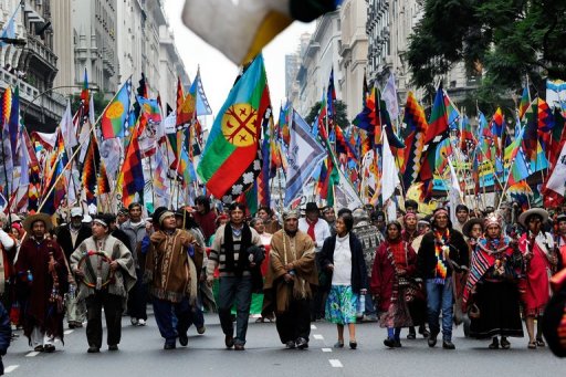 Chile someterá a consulta integración de pueblos indígenas