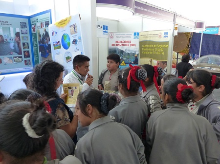 INGEMMET participó en “Perú con Ciencia -2014”