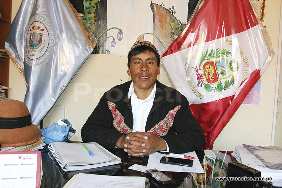 Odilón Huanaco "Niñucha", alcalde de Challhuahuacho que dejará el cargo en enero de 2015 para gobernar el municipio provincial de Cotabambas. 