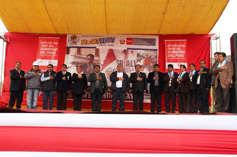 Minera Pan American Silver Huaron participa en la construcción  del segundo tramo de la carretera  Huayllay - Canta - Lima