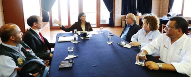 Premier y gobernadora regional de Arequipa dialogaron sobre proyecto Tía María
