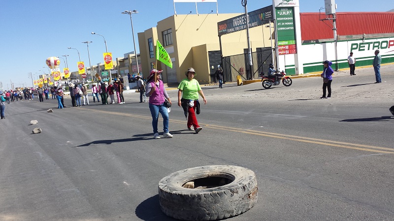 Tía María: Manifestantes bloquean vías en Arequipa. (Miguel Idme)