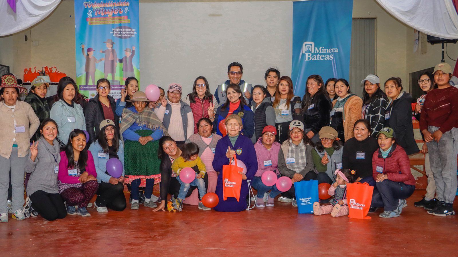 Minera Bateas desarrolló talleres de empoderamiento para mujeres del