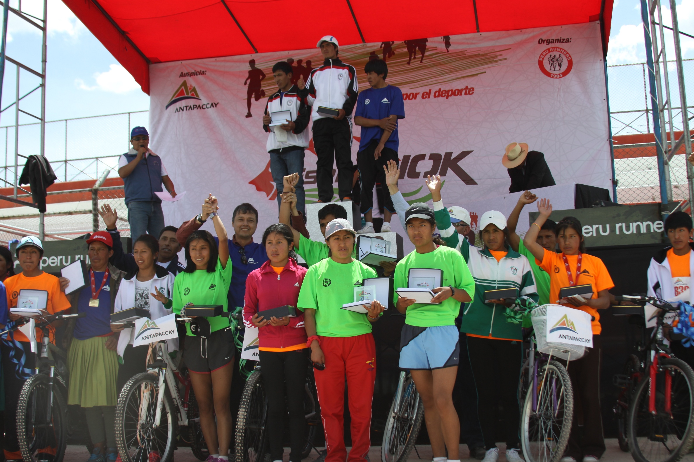 Más de mil atletas disputaron competencia de resistencia en Espinar, Cusco
