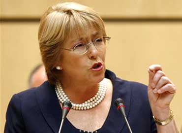 ANALISIS-Minería chilena, fuera de la mira de reformas de Bachelet