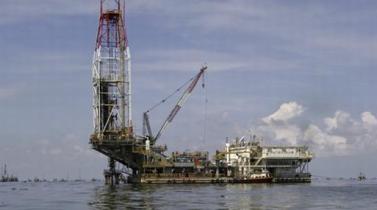 El petróleo subió ante interrupción de exportaciones en Libia