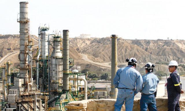 Inician cruzada en Talara para evitar venta del 49% de acciones de Petroperú