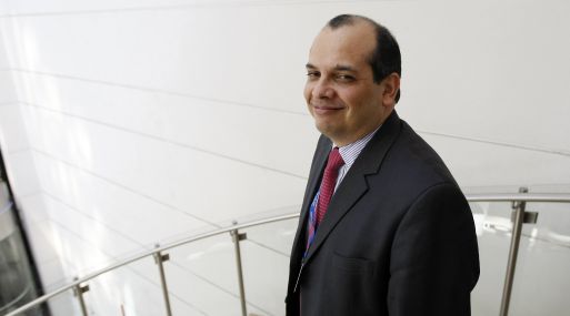 Exministro Luis Miguel Castilla es nuevo embajador del Perú en EE.UU.