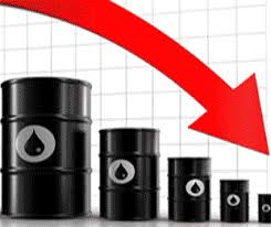 Petróleo a la baja y falta de reservas