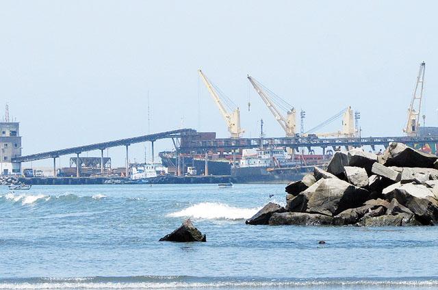 Se inicia disputa por desarrollar el puerto de Salaverry