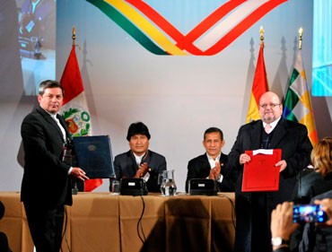 Firman convenio para mejorar control de hidrocarburos en Perú y Bolivia