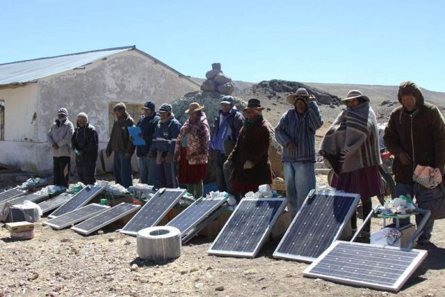 Paneles solares beneficiarán a 50 mil hogares rurales en región La Libertad