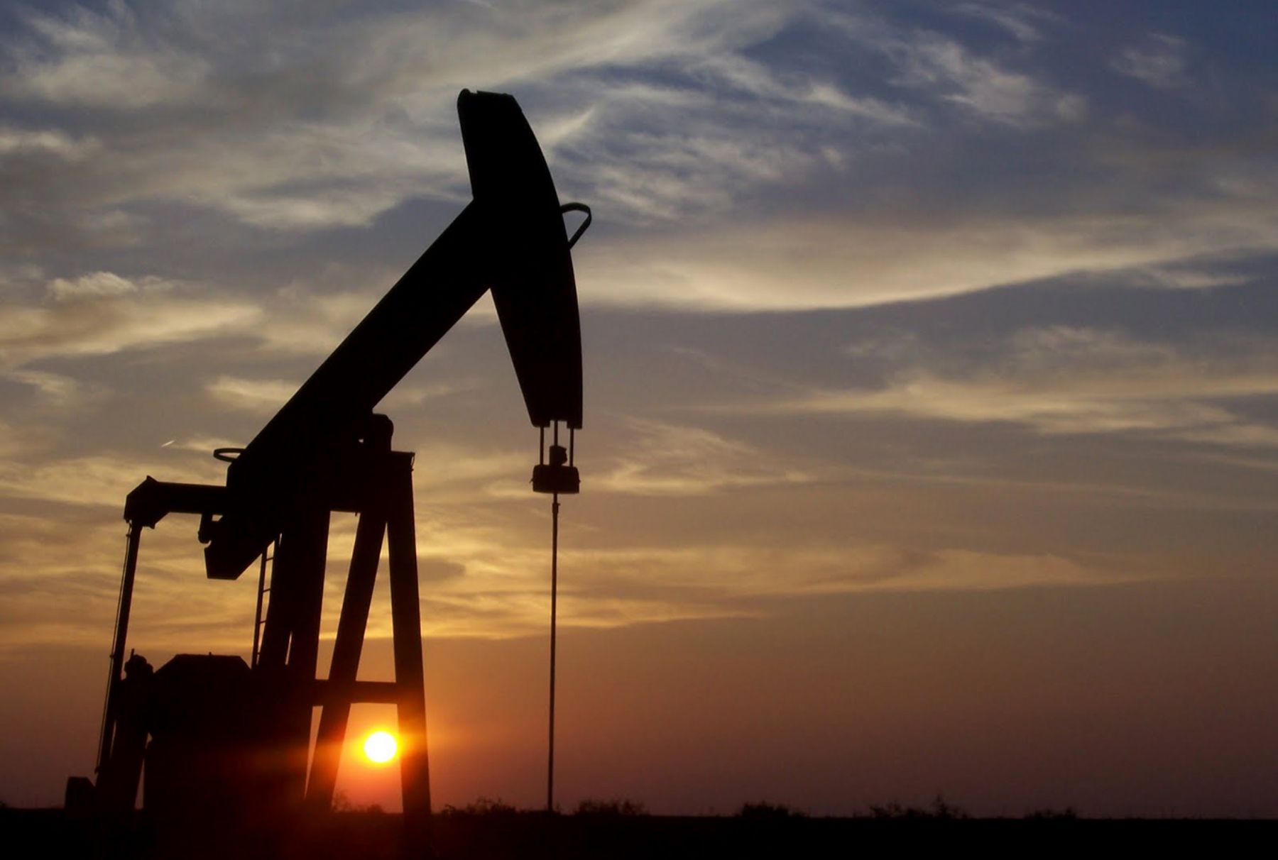Producción nacional de petróleo aumentó 8.9% en agosto
