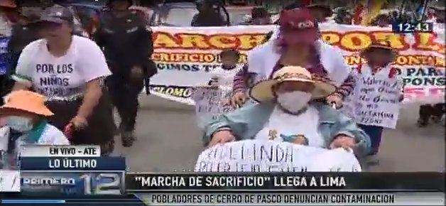 Marcha de sacrificio desde Pasco bloqueó tránsito en Lima (Videos)