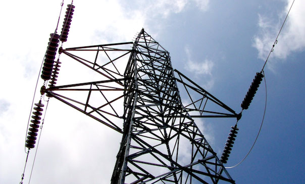 Especialistas advierten de distorsión en las tarifas eléctricas actuales