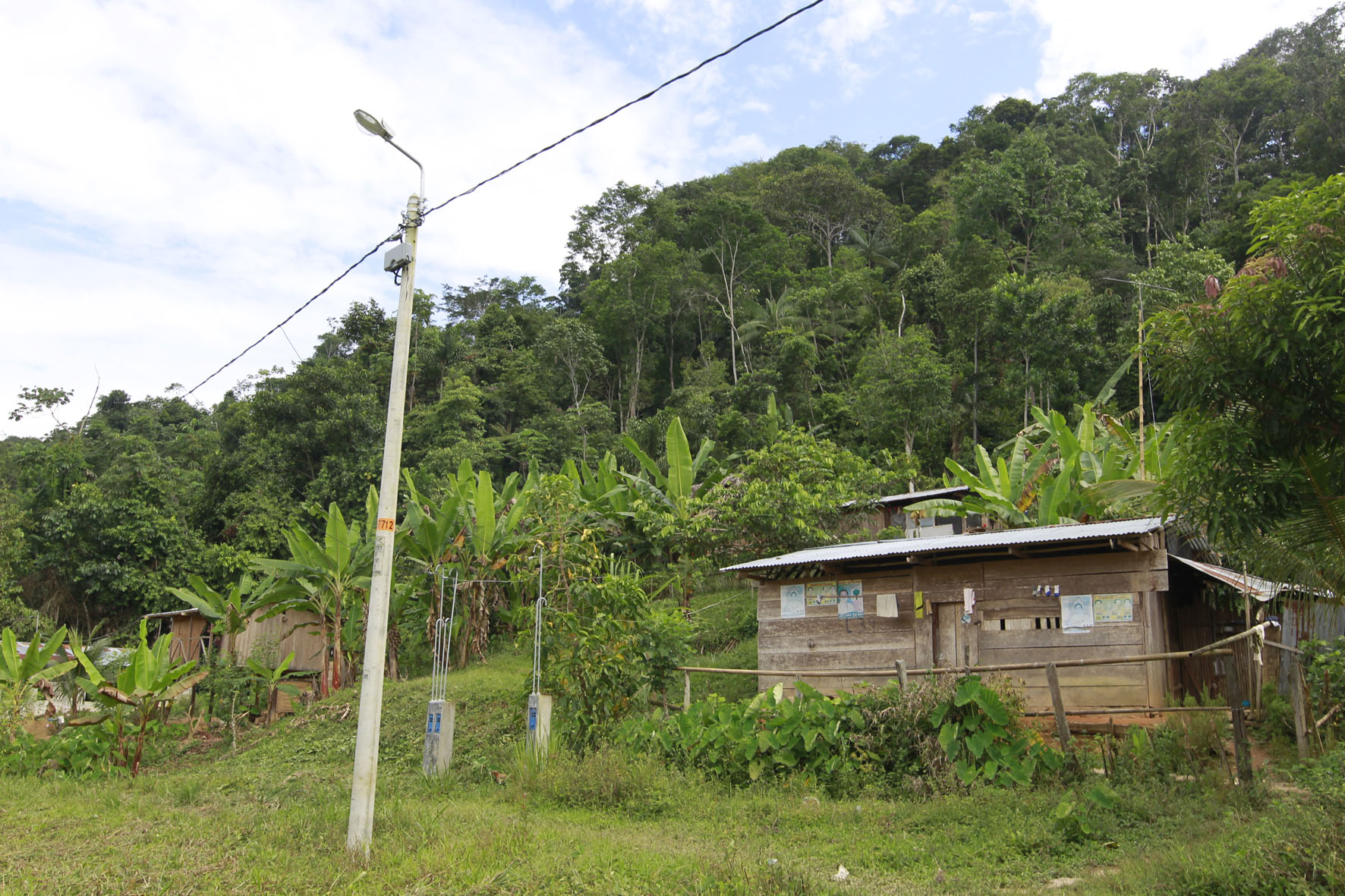 Huánuco: MEM dotó de electricidad a siete localidades del distrito de Chavín de Pariarca