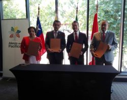 ALIANZA DEL PACÍFICO SUSCRIBE DECLARACIÓN DE SANTIAGO PARA PROMOVER SECTOR MINERO
