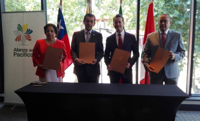 ALIANZA DEL PACÍFICO SUSCRIBE DECLARACIÓN DE SANTIAGO PARA PROMOVER SECTOR MINERO