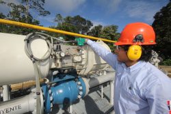 Petroperú y Petroecuador se unen por conocimientos en hidrocarburos