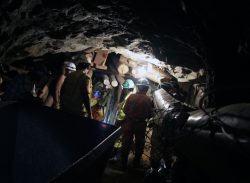 Sin vida, mineros atrapados en socavón de Arequipa
