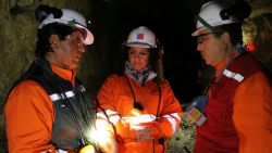 Chile: Dos trabajadores están atrapados desde el viernes en una mina