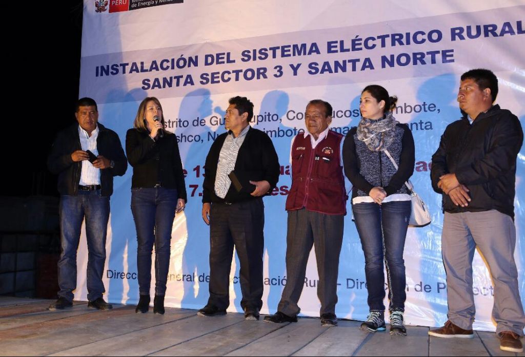 Más de 13 mil pobladores de Áncash y La Libertad se benefician con obras de electrificación rural