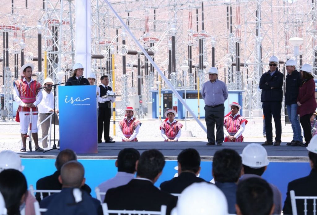 Ministra Cayetana Aljovín inauguró línea de transmisión eléctrica que beneficia a 5 regiones del Perú