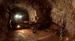 Ucayali: Ordenan la actividad minera no metálica en la región