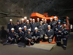 Mineros peruanos exploran tecnología sueca en el círculo polar ártico