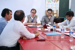 Minem y alcaldes de San Martin coordinan para incrementar cobertura de electricidad en zonas rurales