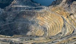 Freeport y Rio Tinto venden participación mayoritaria en mina Grasberg, la segunda mayor productora de cobre en el mundo