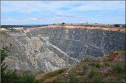 Greenbushes anuncia un nuevo plan de expansión en mina de litio