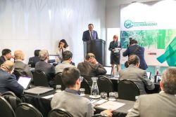 MEM prepara proyecto para fomentar el ingreso de autos eléctricos e híbridos en el Perú