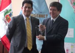 INGEMMET recibe premio internacional a mejores prácticas en sistemas de información geográficas (Video)