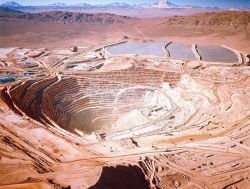 Firma canadiense se alía con empresa chilena para proyectos mineros