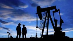 Servicios petroleros deben prepararse para una recesión, según Rystad