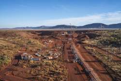 Rio Tinto proporciona actualización sobre guía de mineral de hierro