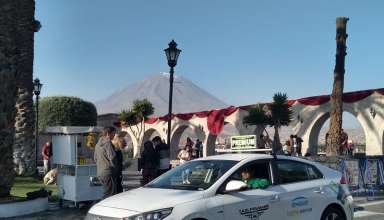 engie_Taxi eléctrico circula en Arequipa Misti