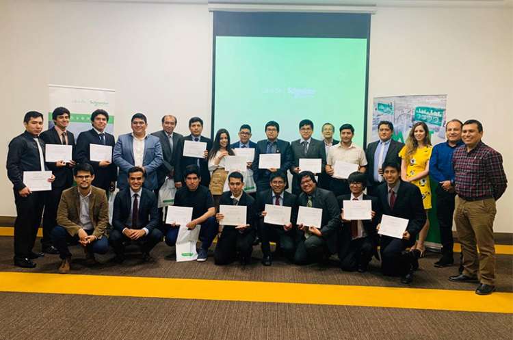 Alumnos de la UNI ganan el “Primer Concurso de Automatización para Instituciones Educativas en Perú”