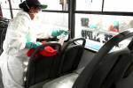Transporte público es desinfectado para evitar propagación del Covid-19