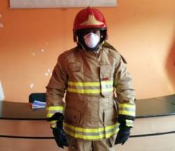 Antamina entrega Equipos de Protección Personal a la Compañía de Bomberos de Huaraz