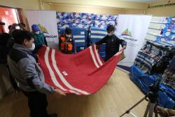 Antapaccay entregó donación de colchones, frazadas y mantas a la provincia de Espinar