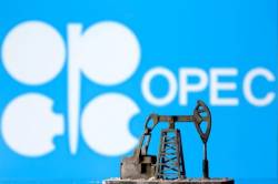 Secretario de la OPEP dice caída del petróleo está motivada por el miedo, tiene optimismo para 2023